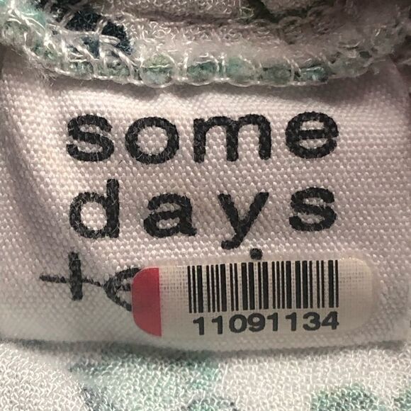 SOMEDAYS LOVIN Off the Shoulder Assymetrical Dress - Picture 12 of 14